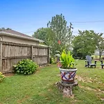 Slick&Spacious 2 Bdr Apt Natrona Hts
