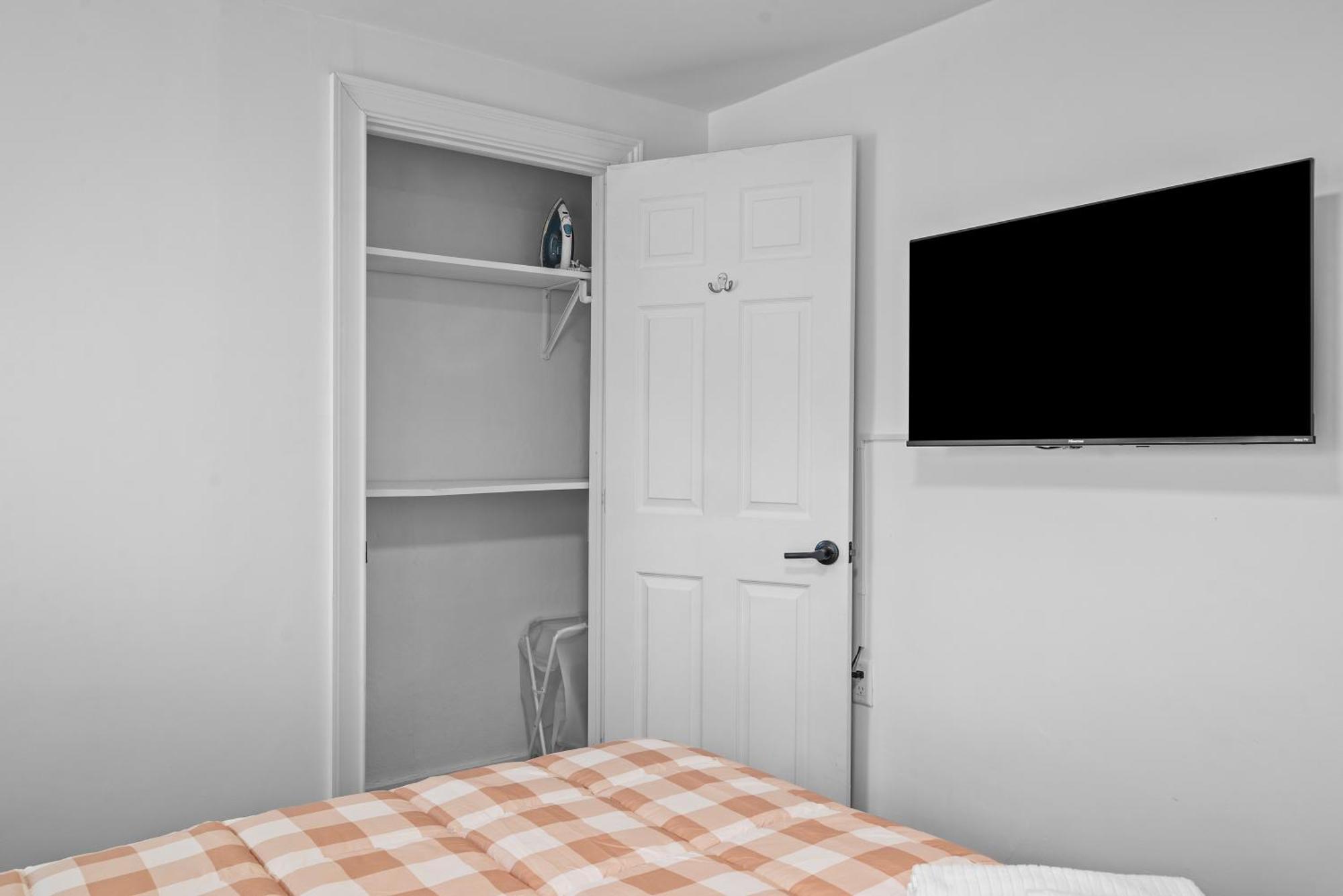 Apartamento Slick&spacious 2 Bdr Natrona Hts *