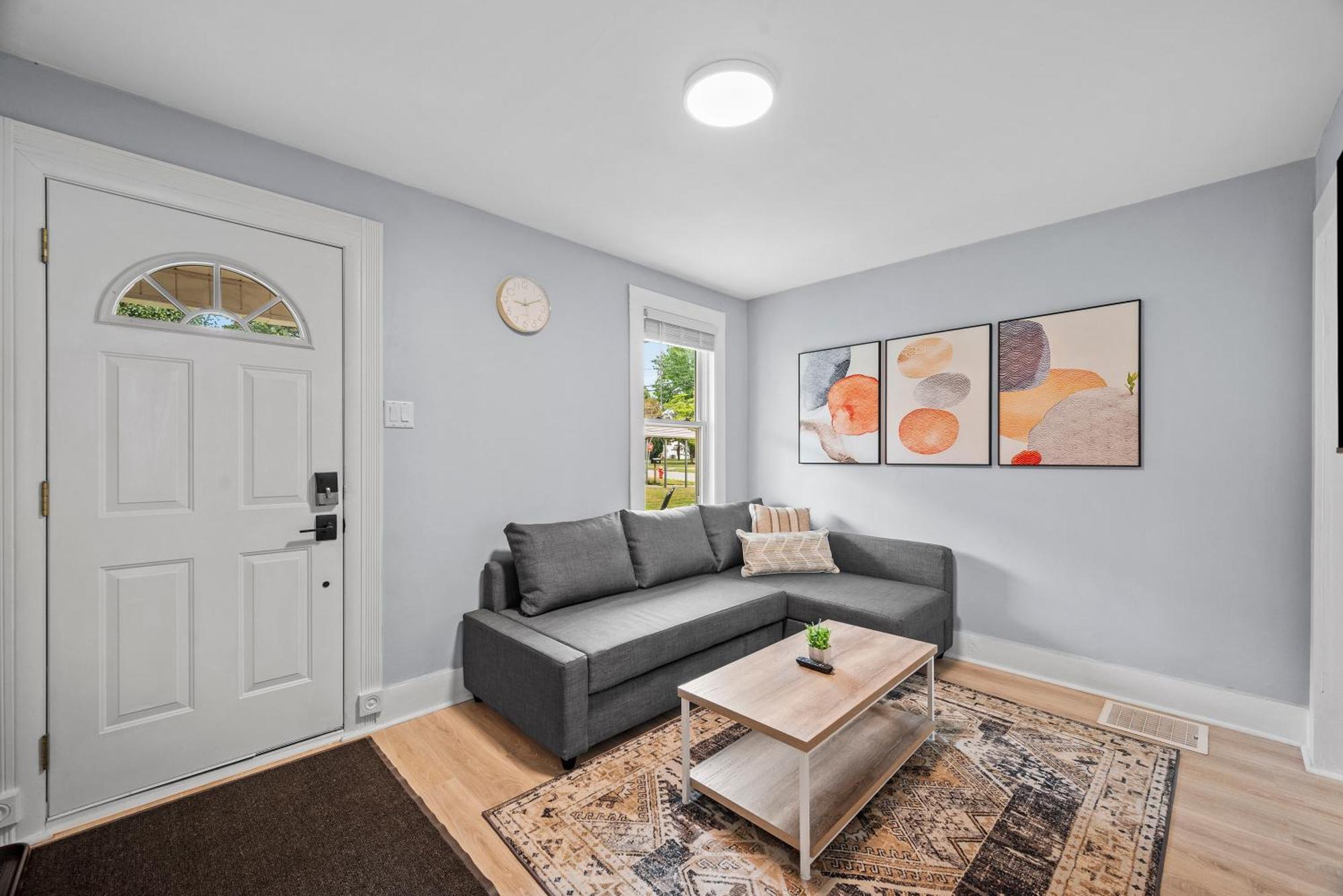 Slick&spacious 2 Bdr Natrona Hts Apartamento